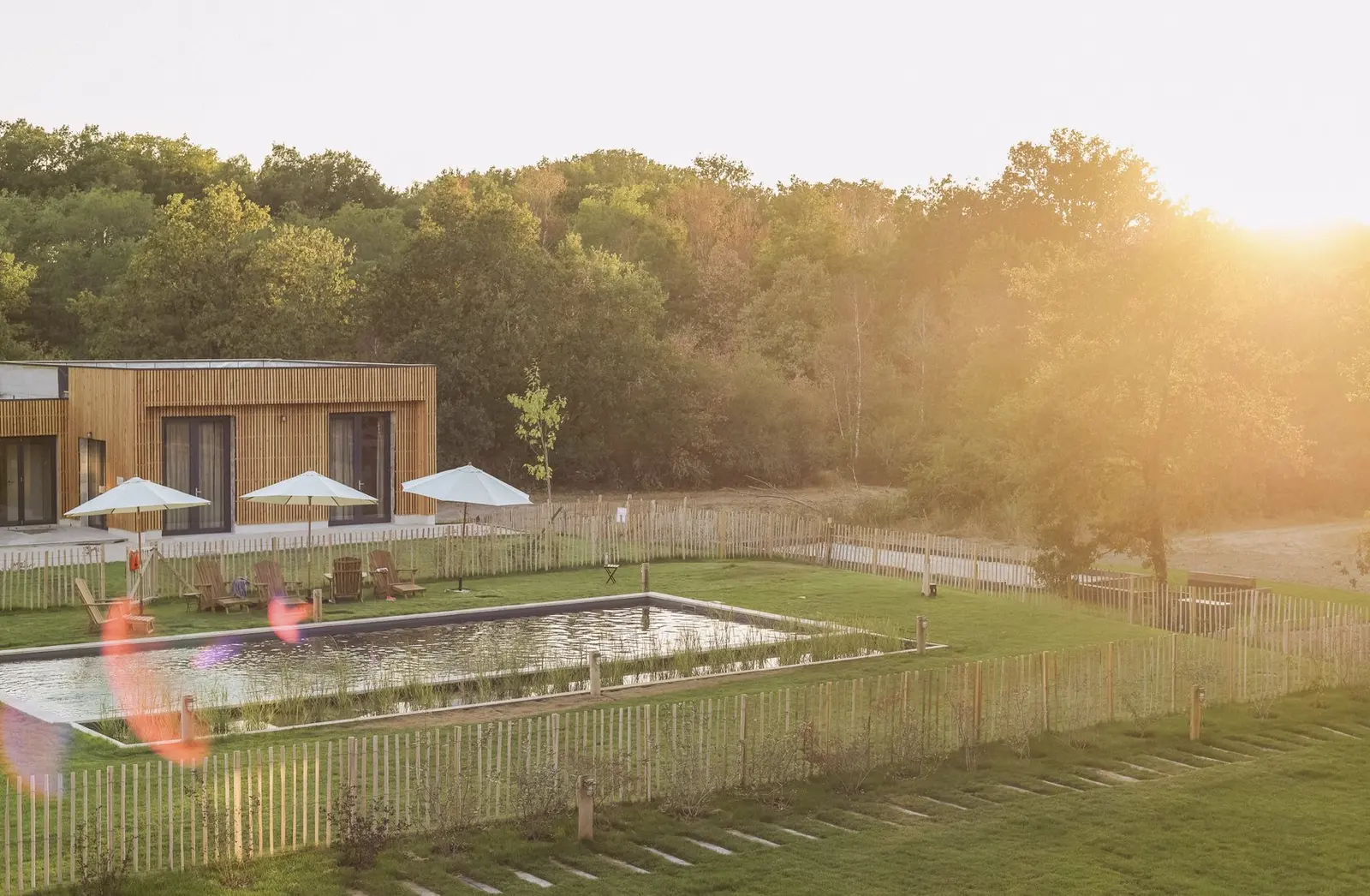 La piscine naturelle au coucher du soleil