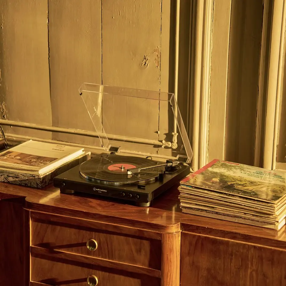 Platine vinyle et disques
